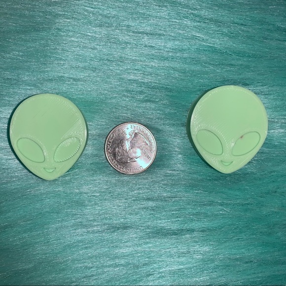 Alien Straw Toppers - Picture 2 of 4